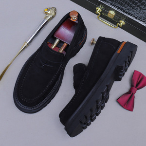 Mules classiques de luxe en daim pour hommes, pour le business, à semelle épaisse, rehaussantes, en cuir de vachette, à enfiler facilement - Product Image 5