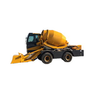 Camion malaxeur auto-alimenté HY-420, 4,2 m³, mobile, portable, autopropulsé, petit malaxeur d'aliments à vendre - Product Image 1