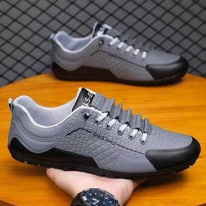 <span class=keywords><strong>Zapatillas</strong></span> deportivas de verano de nuevo diseño para <span class=keywords><strong>hombre</strong></span>, zapatos transpirables de malla de PVC con punta informal, plantilla de PVC a la moda para correr, temporada de invierno - Product Image 5