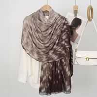 Hijab Rayon Viscose Polos Bermotif Mewah Berkualitas Tinggi 2026, Kain Rayon Pewarna Pelangi untuk Pemakaian Sehari-hari
