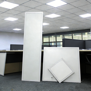 <span class=keywords><strong>ไฟ</strong></span><span class=keywords><strong>แผง</strong></span>ติดตั้งบนพื้นผิวที่ทนทานสำหรับไดรเวอร์ฟิลิปส์ <span class=keywords><strong>ไฟ</strong></span><span class=keywords><strong>แผง</strong></span> <span class=keywords><strong>LED</strong></span> เชิงพาณิชย์ ความสว่างสูง สำหรับโรงงาน โรงพยาบาล ซูเปอร์มาร์เก็ต - Product Image 1