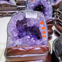 Cristales curativos de cuarzo y amatista Reiki para decoración del hogar, racimo de geodos de colores, venta al por mayor