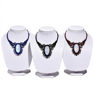 Collar de Macramé con Jade Azul Brillante, Joyería con Piedras Preciosas, Hecho a Mano, Cadenas Clásicas con Bolas, Regalo, HARI OM CREATIONS - Product Image 1