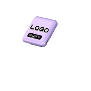 Batterie externe compacte et portable avec logo personnalisé, intégrant quatre câbles de données multi-types, idéale pour les cadeaux d'entreprise - Product Image 1