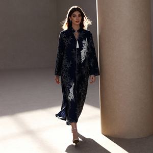 Robes longues de soirée élégantes de luxe personnalisées en polyester avec strass thermocollants pour femmes musulmanes en gros - Product Image 3