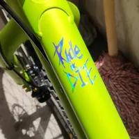 Autocollants décoratifs pour cadre de vélo et de moto, autocollants étanches pour tube supérieur de vélo, accessoires de vélo