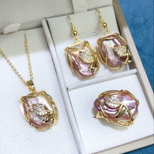 뜨거운 판매 보석 세트 바로크 담수 진주 목걸이 반지 귀걸이 18k 금도금 3PCS 보석 세트 - Product Image 2