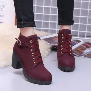Commercio all'ingrosso di <span class=keywords><strong>stivali</strong></span> corti da <span class=keywords><strong>donna</strong></span> spessi tacchi alti di grandi dimensioni <span class=keywords><strong>42</strong></span> scarpe per l'autunno 2024 - Product Image 5