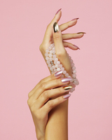 Ongles artificiels en forme d'amande Helios, fabrication OEM ODM, marque privée, fabricant pour salons, ongles press-on de luxe en ABS rose pâle estampés or