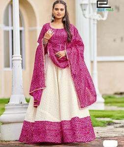 Lehenga choli ผ้าซาตินผ้าฝ้ายแบบดั้งเดิมอินเดียชุดแต่งงานพิมพ์ลายสำหรับผู้หญิงสไตล์เสื้อผ้าปากีสถาน - Product Image 1