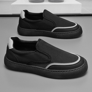 Zapatos de lujo de nuevo diseñador de alta calidad, zapatos casuales de goma de cuero a la moda para hombre en blanco y negro, zapatos Amiry de entrenador de diseñador para hombre - Product Image 3