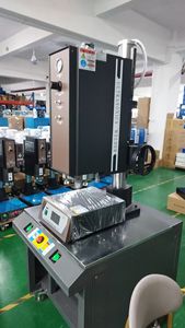 Mesin las plastik ultrasonik, dengan frekuensi 15kHz 220V voltase untuk pencetakan pilihan ultrasonik - Product Image 4