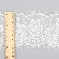 Dentelle Chantilly blanche en nylon français pour robe, garniture personnalisée en dentelle cils noire et blanche