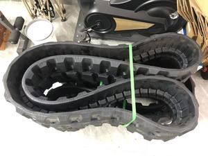 Chenilles en caoutchouc JM 300*52.5N*86 avec dents de précision, réduisent les vibrations, parfaitement adaptées aux excavatrices de petite et moyenne taille - Product Image 2
