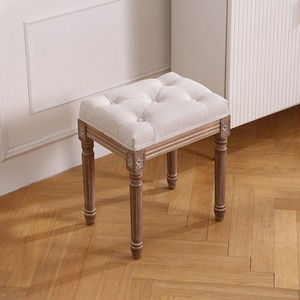 Tabouret en bois élégant avec siège rembourré à motif capitonné, rehausse l'esthétique de votre salon <span class=keywords><strong>ou</strong></span> de votre chambre - Product Image 3