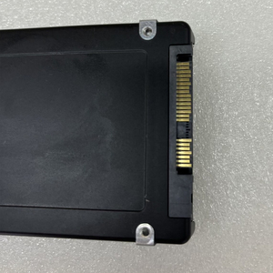 SSD NVMe รุ่นใหม่ ความจุ 7.68TB สำหรับองค์กร รองรับการอ่านหนัก 512M ความเร็ว 7.2K U.2 Gen4 400-BKGZ สำหรับเซิร์ฟเวอร์ มีสินค้าในสต็อก M.2 Nvme Ssd - Product Image 2