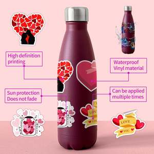 50 Pegatinas de PVC con Graffiti de Corazón para el Día de San Valentín, Pegatinas Decorativas Creativas para Botellas de Agua, Resistentes al Agua - Product Image 3