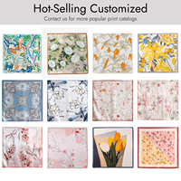 Écharpe florale en soie de mûrier 100% pour art aquarelle, faible MOQ, OEM ODM, échantillon 7 jours, bleu, gris, blanc, étiquette personnalisée, élégante écharpe de cou pour femme