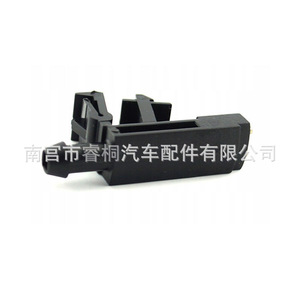 หัวฉีดน้ำล้างกระจกรถยนต์ Shuangxuan รุ่น 6438A0 สำหรับ Citroen Peugeot 406 605 หัวฉีดพลาสติกแบบหัวฉีดเดี่ยว - Product Image 1