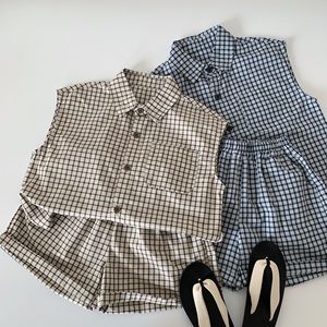 Ensemble 2 pièces d'été 2026 pour garçons : Chemise <span class=keywords><strong>sans</strong></span> <span class=keywords><strong>manches</strong></span> à carreaux et short – Vente en gros - Product Image 1