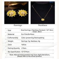 Parure de bijoux Tournesol en laiton écologique plaqué or 18 carats avec zircon émaillé, comprenant des boucles d'oreilles clous et un collier pendentif