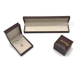 Boîtes en papier imitation cuir PU noir personnalisées de qualité supérieure pour colliers, bracelets, bagues, boucles d'oreilles, boîtes à bijoux, vente en gros - Product Image 4