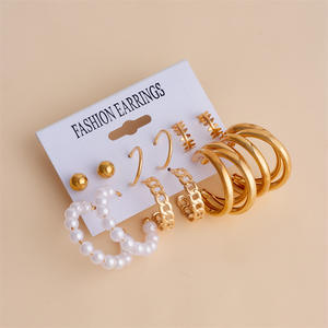 Conjunto de pendientes geométricos dorados para mujer, precio al por mayor de fabricante, pendientes y accesorios de perlas a la moda - Product Image 4