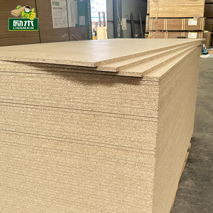 Pannello in Truciolato E0 4x8 Durevole ed Economico per Pavimenti, Pareti e Costruzioni di Mobili - Product Image 1