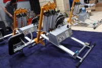 Pengangkat Vakum Pneumatik Belino Baru Kapasitas Horizontal 500kg & Vertikal 250kg Kaca 6 Cup Hisap Tinggi Maksimum 1400mm
