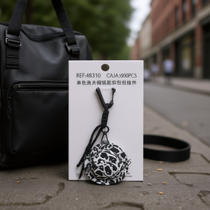 Portachiavi con Ciondolo a Forma di Cappello da Pescatore Monocromatico, 600 Pezzi Ref48310 - Product Image 3