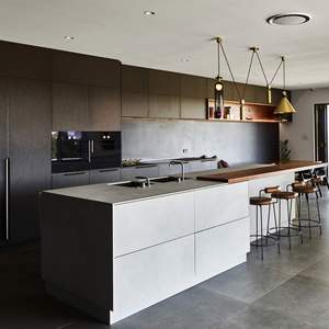 Panneaux de porte en placage de bois et laqués brillants de style moderne sur mesure de conception italienne avec des armoires de cuisine d'îlot de luxe - Product Image 4