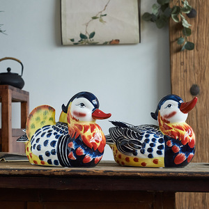 Céramique Couple Mandarin <span class=keywords><strong>Canard</strong></span> Ornements Décoration de La Maison Salon Chambre Artisanat Bénédiction Chinoise Cadeau De Mariage Sculpture Animale - Product Image 2