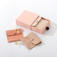 Pochettes d'emballage de luxe en microfibre suédée pour bijoux, avec insert pour carte à bijoux, enveloppe pour boucles d'oreilles et colliers