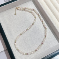 Collier en or 18 carats avec perles d'eau douce naturelles (avec jaspe et péridot)