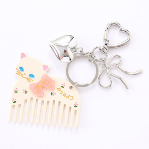 Cartoon Katze Hase Mini-Kamm Schlüsselanhänger Silber Herz Schleife Metallverschluss Taschenanhänger Tragbarer Taschen-Haarpflegekamm Süßer Stil - Product Image 6