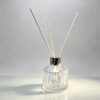 Bouteilles en verre transparentes côtelées de 120 ml pour diffuseur à bâtonnets, avec bouchons à vis, pour huiles essentielles et parfums, avec capuchon