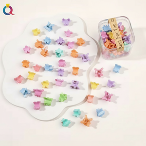 Vendita calda Trending Clip a becco d'anatra decorazioni per capelli per ragazze accessori in resina paillettes Cartoon dolce stili 5cm taglia all'ingrosso - Product Image 1