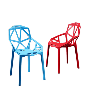 Chaises de salle à manger en plastique de luxe modernes pour jardin, restaurant, terrasse et patio - Product Image 1