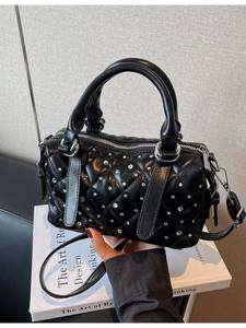 ashion Women 2025 Summer Quilted Shoulder Bag Stylish <b>Bucket</b> Purse High-End Crossbody Handbag New Style - Product Image 4