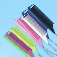 Peigne professionnel personnalisé en acier inoxydable tressage queue de rat incurvé résistant à la chaleur peignes de séparation de précision en carbone en forme de c