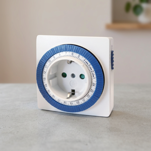 Programmateur minuterie 24 heures avec puissance maximale de 3500 W et ampérage de 16 A, ajustement progressif toutes les 15 minutes (GSC 400270) (Emballage blister) - Product Image 3