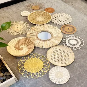 Neuankömmling Boho hand gewebte Rattan Wicker Bambus Wand körbe hängen dekorative Tablett Home Anhänger Dekor Korb Set von 13