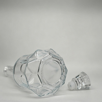 Carafe en verre de cristal facetté de luxe 750 ml avec bouchon en liège du Shandong pour XO, brandy, whisky – Fournisseur d'usine – Personnalisable