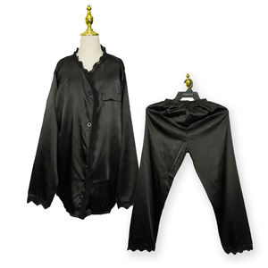 Conjuntos de pijamas de mujer con botones de poliéster negro al por mayor, camisones de color sólido - Product Image 1