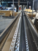 Venta Directa de Fábrica: Perfil de Esquina Metálico Galvanizado G60, Perfil de Refuerzo de Pared con Especificaciones Personalizadas