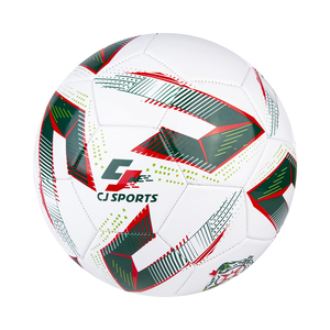 Balón de fútbol de PVC verde de tamaño 5 personalizado de CJ Sports, goma duradera para recreación y entrenamiento de todas las edades, fabricado en Vietnam - Product Image 1