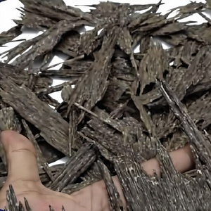 Varilla de Agarwood de la India - Aroma Amaderado 100% Natural para Rituales Religiosos - Product Image 1