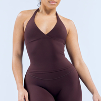 Conjunto Deportivo para Mujer: Top Halter con Cuello en V y Leggings de Yoga de Cintura Alta con Corte Acampanado, Ideal para Gimnasio, Pilates y Entrenamiento