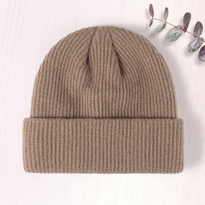 Wholesale OEM Casual High Quality <strong>Designer</strong> Outdoor Sport Warm <strong>Cap</strong> <strong>Custom</strong> logo Knitted Winter <strong>Beanie</strong> Hats - Product Image 4
