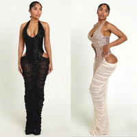 Robe longue plissée à sequins et col halter, élégante et sexy, avec fente haute et empiècements en maille, infroissable, collection 2026